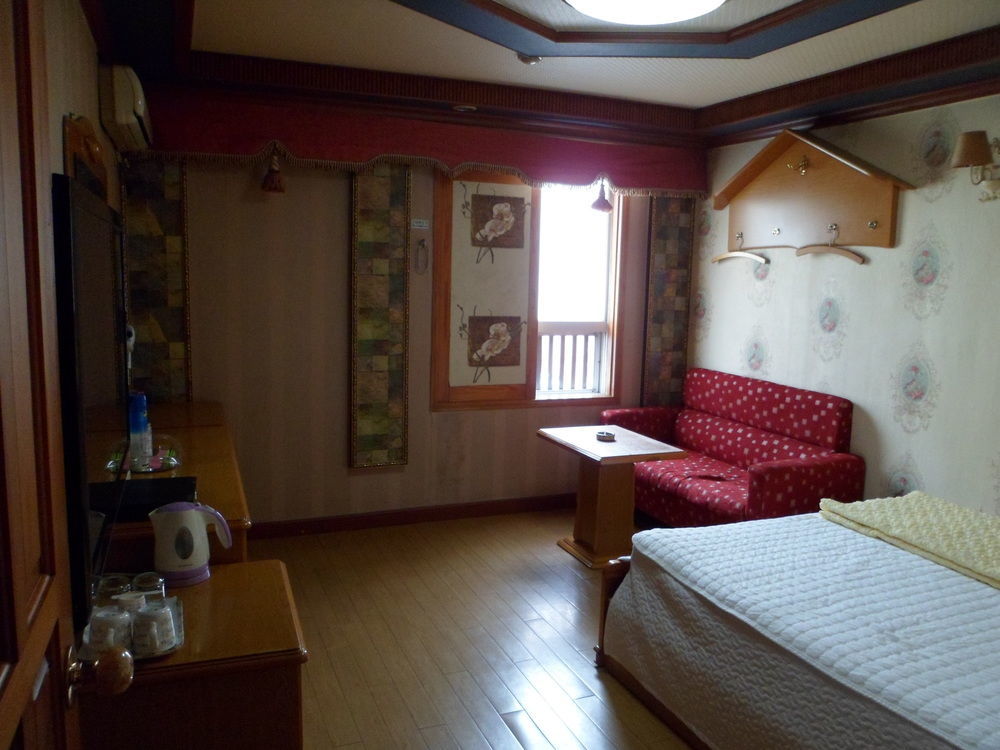 Alps Motel Busan Extérieur photo